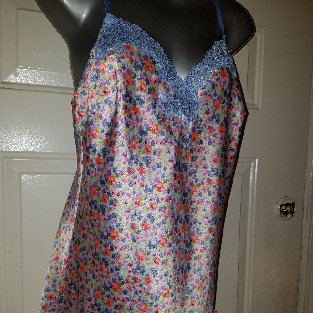 Nightgown